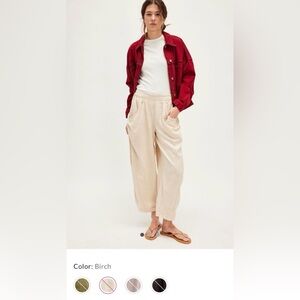NWT FREE PEOPLE High Road Solid Pull-On Barrel Pants Color: Birch Size: Medium